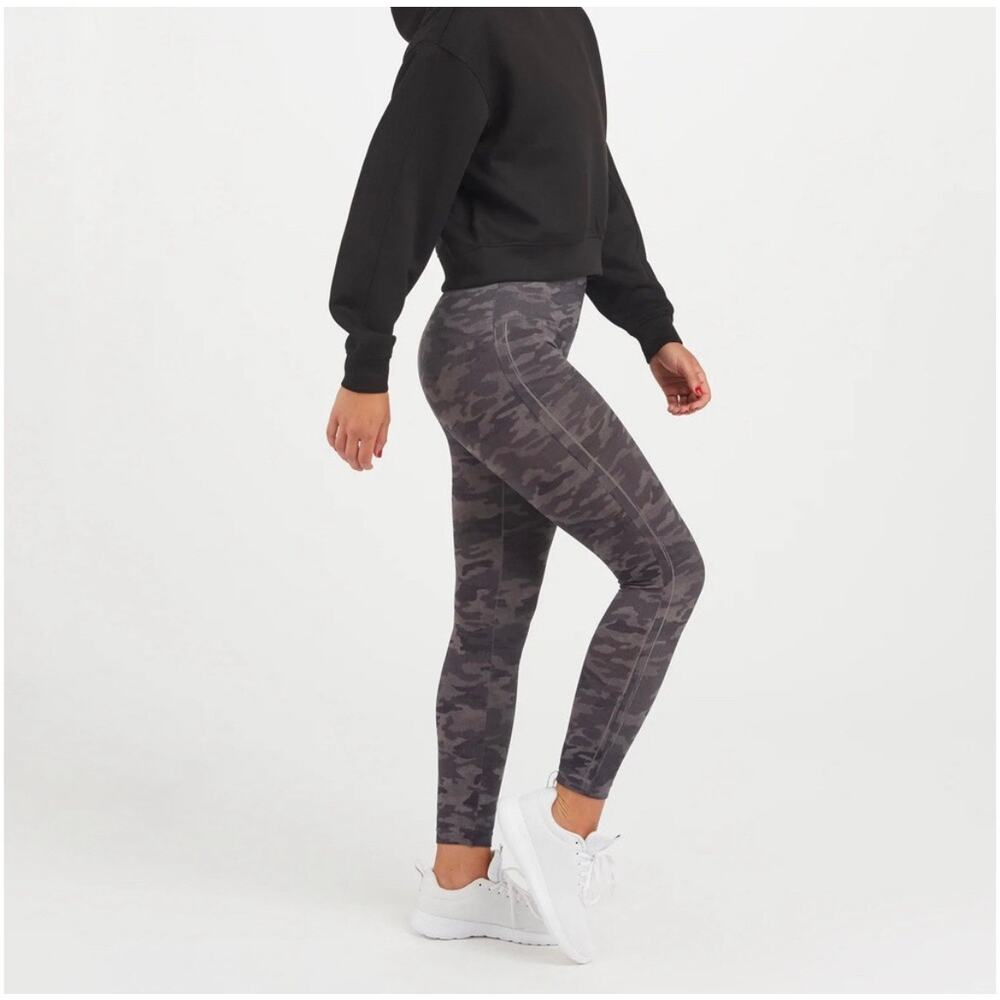 Spanx Gray Camo Seamless Leggings Size S